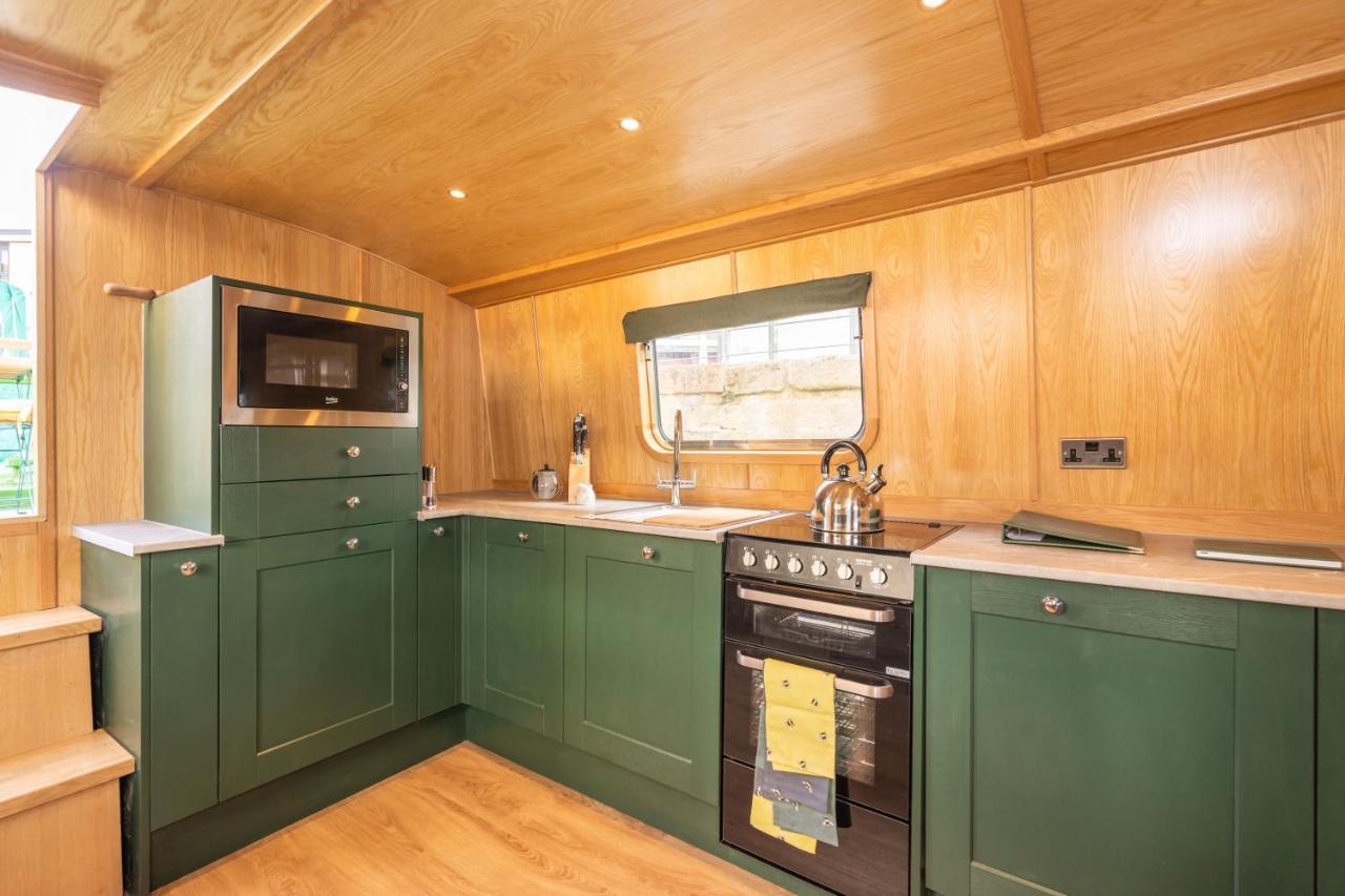Edinburgh - Houseboats Hotel Екстериор снимка