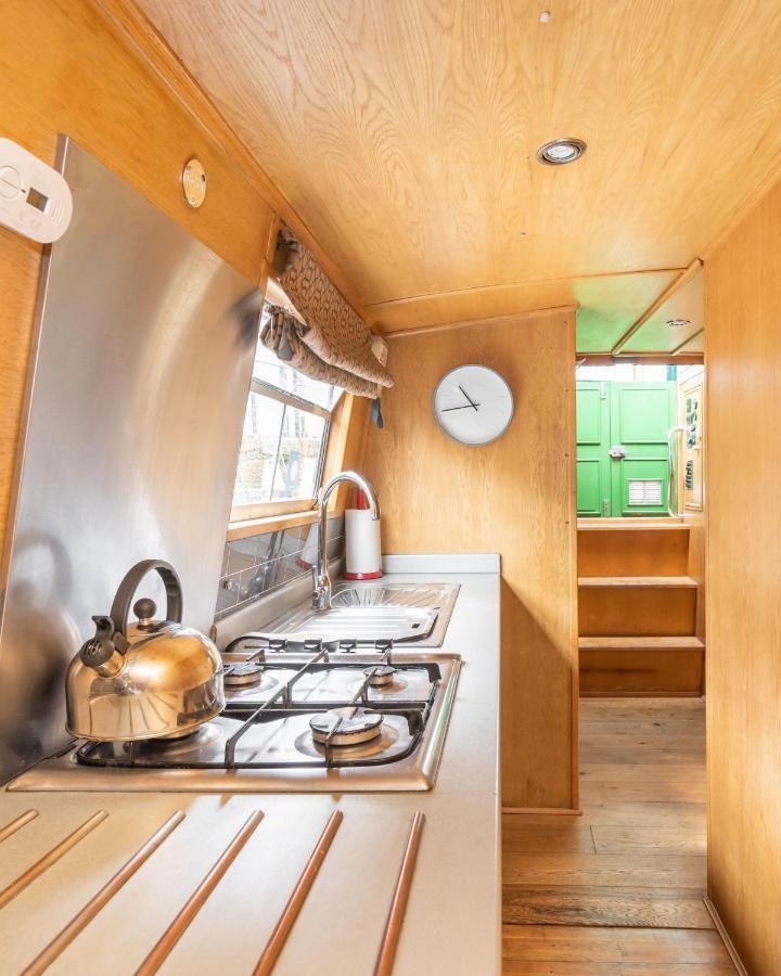 Edinburgh - Houseboats Hotel Екстериор снимка