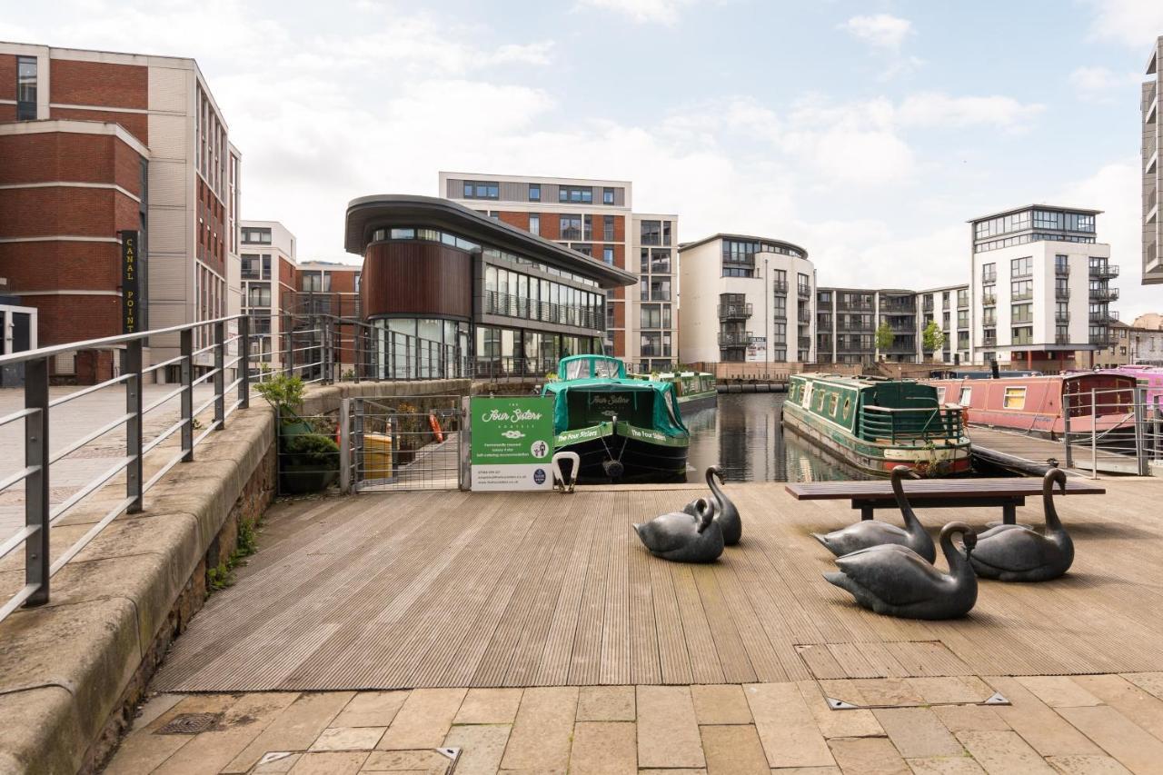 Edinburgh - Houseboats Hotel Екстериор снимка