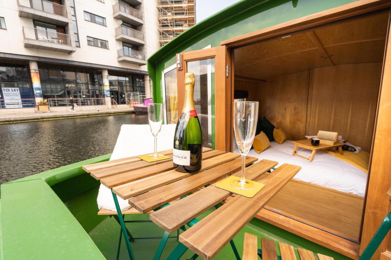 Edinburgh - Houseboats Hotel Екстериор снимка