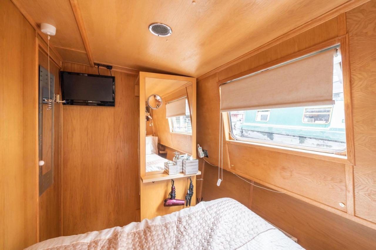 Edinburgh - Houseboats Hotel Екстериор снимка