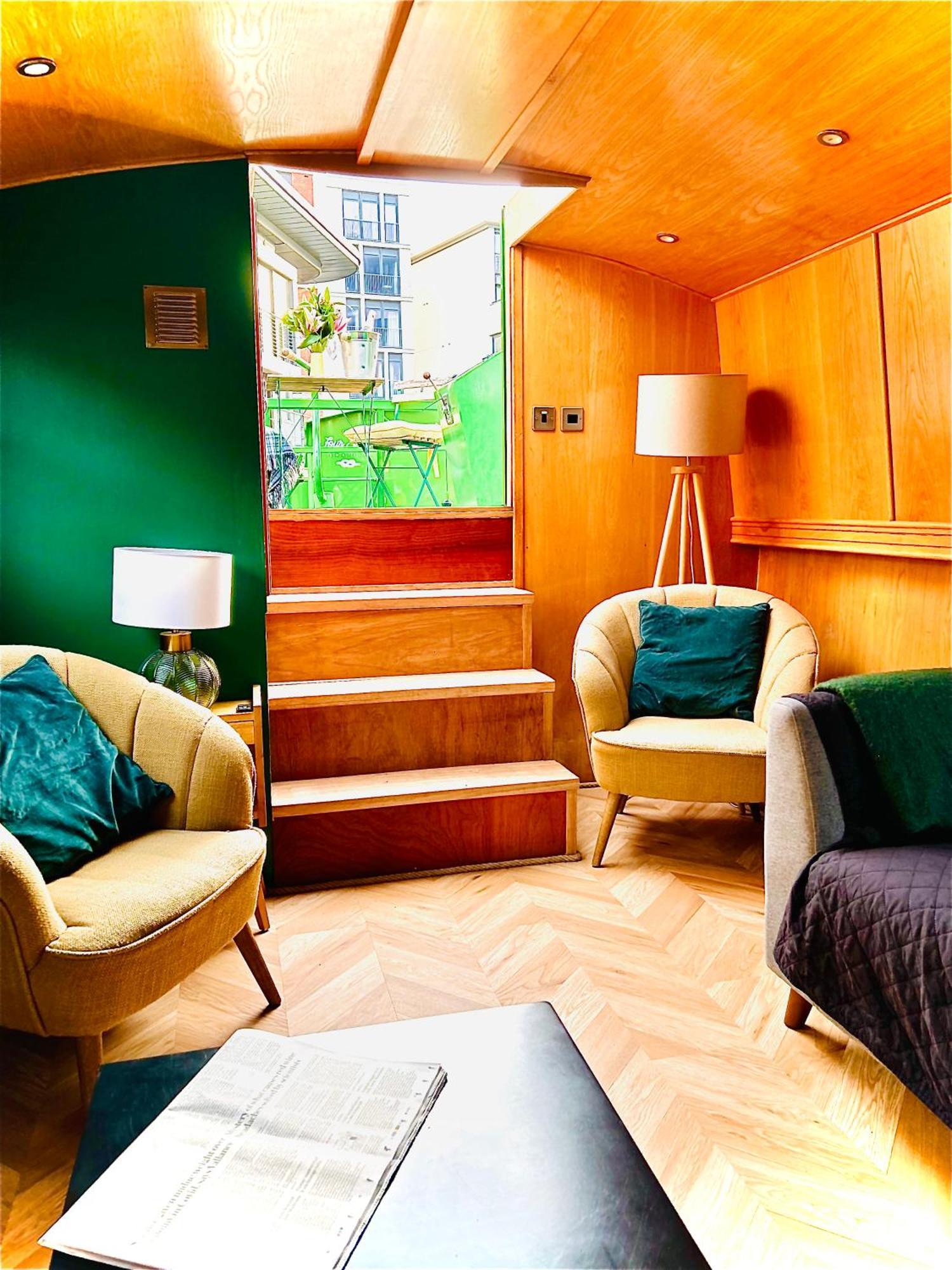 Edinburgh - Houseboats Hotel Екстериор снимка