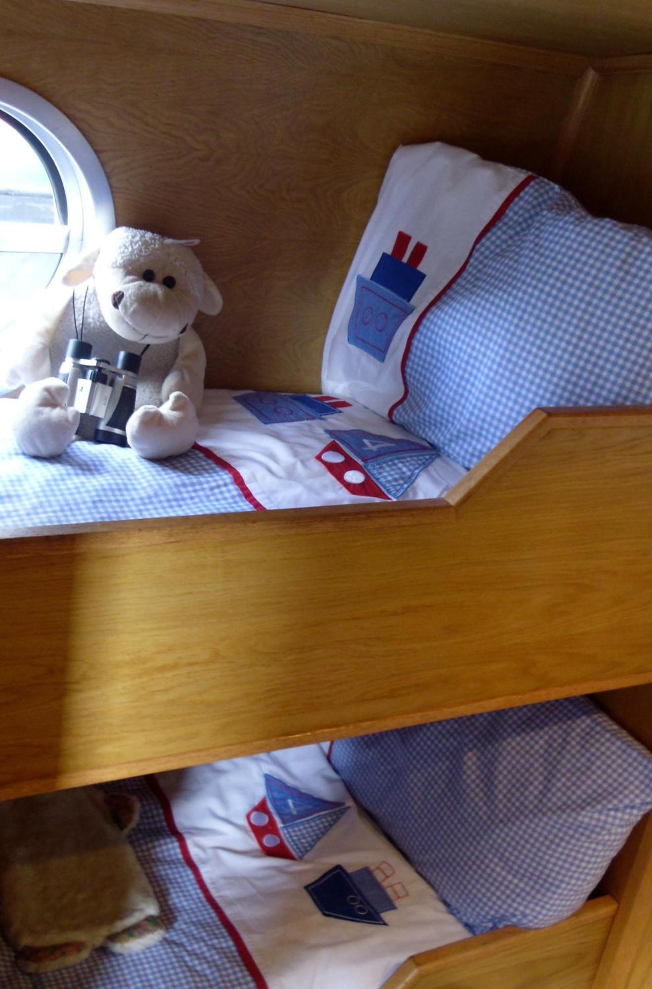 Edinburgh - Houseboats Hotel Екстериор снимка